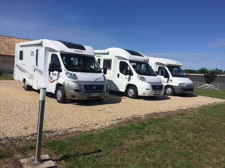 Vente camping-cars Barbezieux-Saint-Hilaire